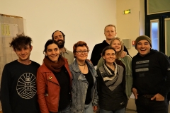 équipe de l'association et les jeunes volontaires