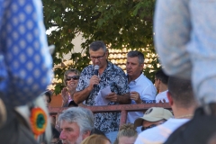 présentation des manades