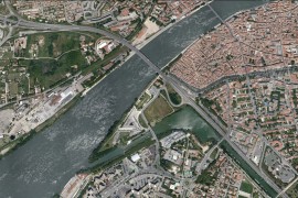 0_Le Rhône à Arles Photo Google