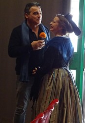 Mandy Graillon, Reine d'Arles, Dominique Peyre