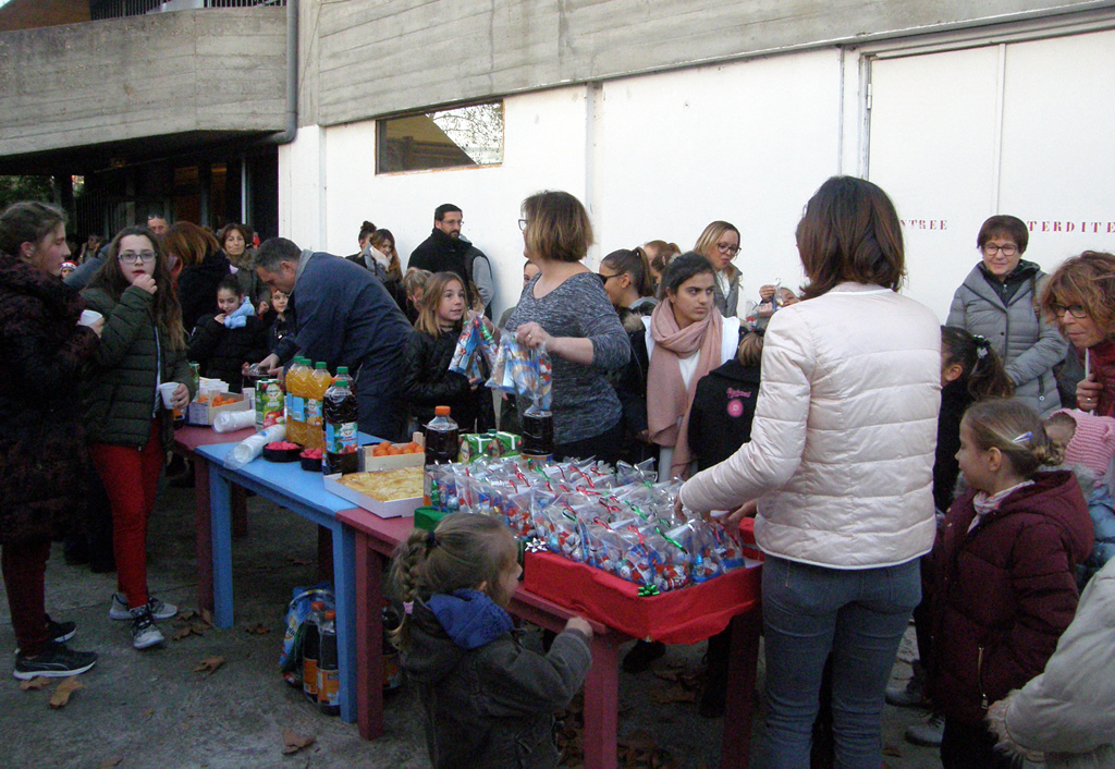Goûter, danse et conte pour Noël au Centre Culturel Robert Gourdon