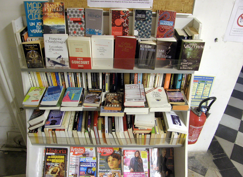 Une bibliothèque partagée au centre culturel Robert-Gourdon