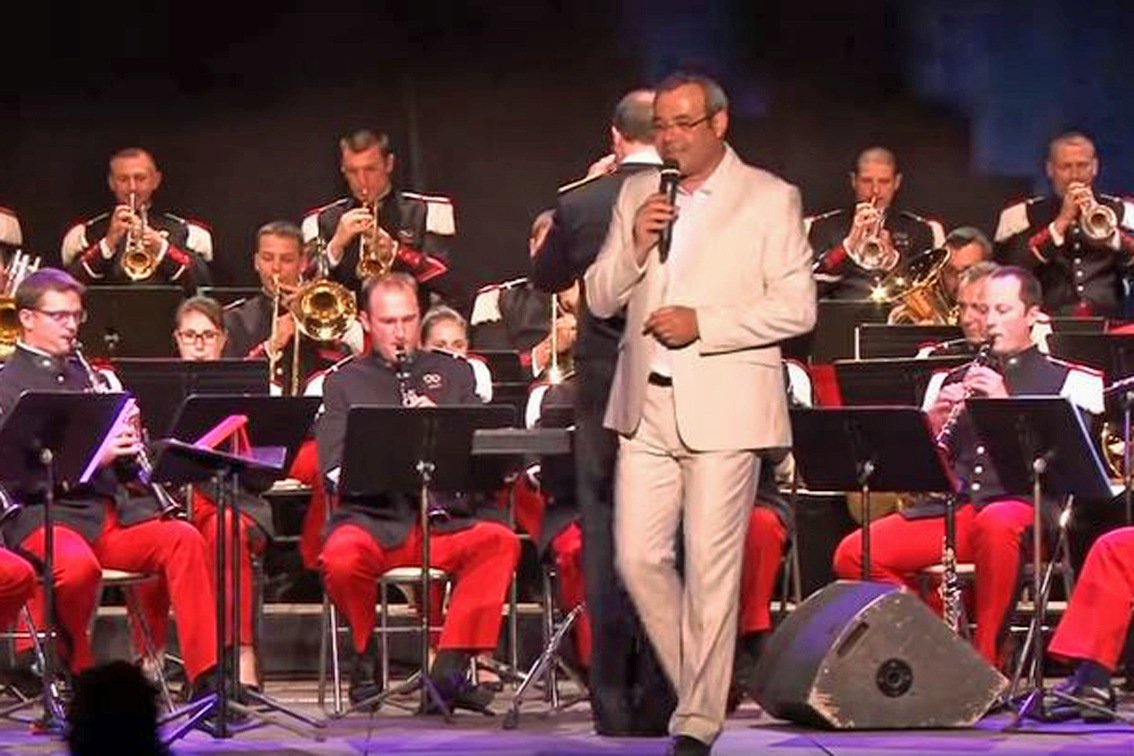 Anthony Molins et la Musique des parachutistes : un concert sous le signe de la solidarité